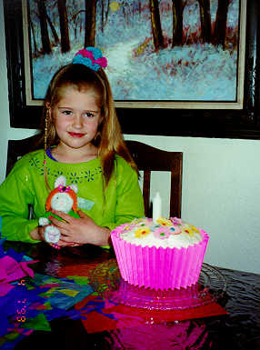 sis_party1.jpg (23431 bytes)