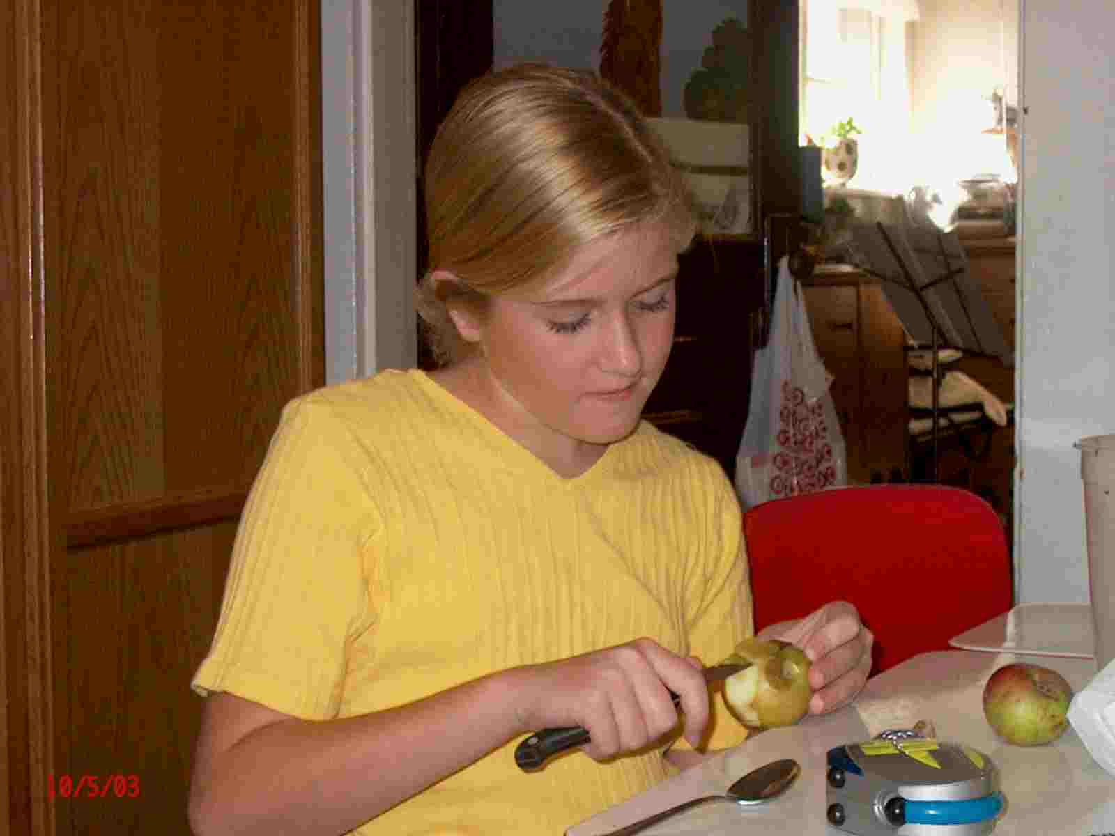 Starlit peeling apples
