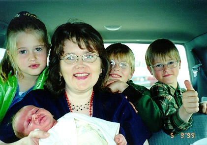 mothers_day.jpg (34891 bytes)