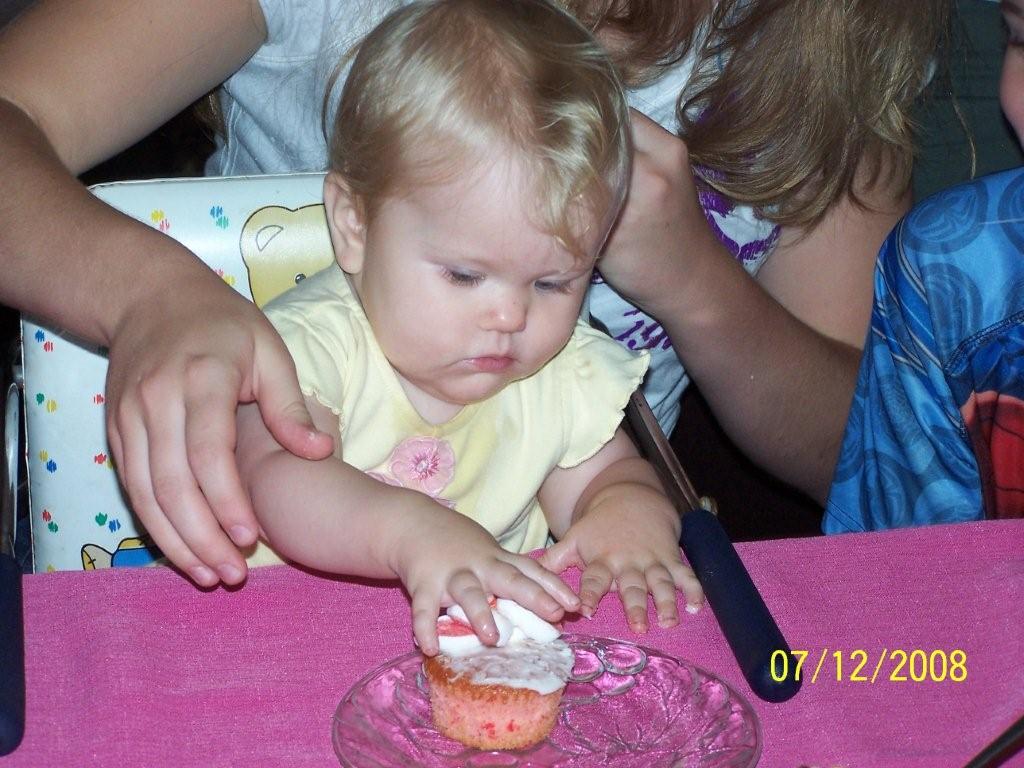 Vanya likes the frosting